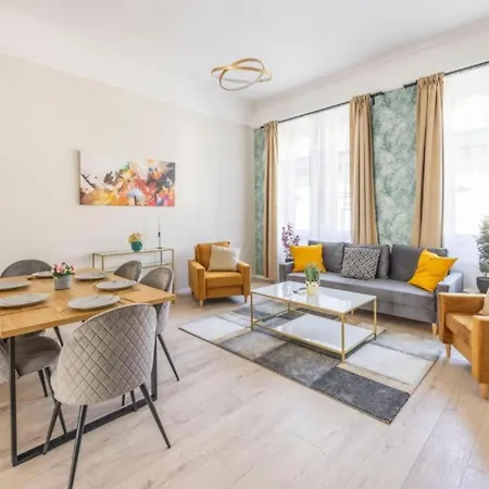 Lägenhet Elite Downtown Retreat For Families & Friends Budapest